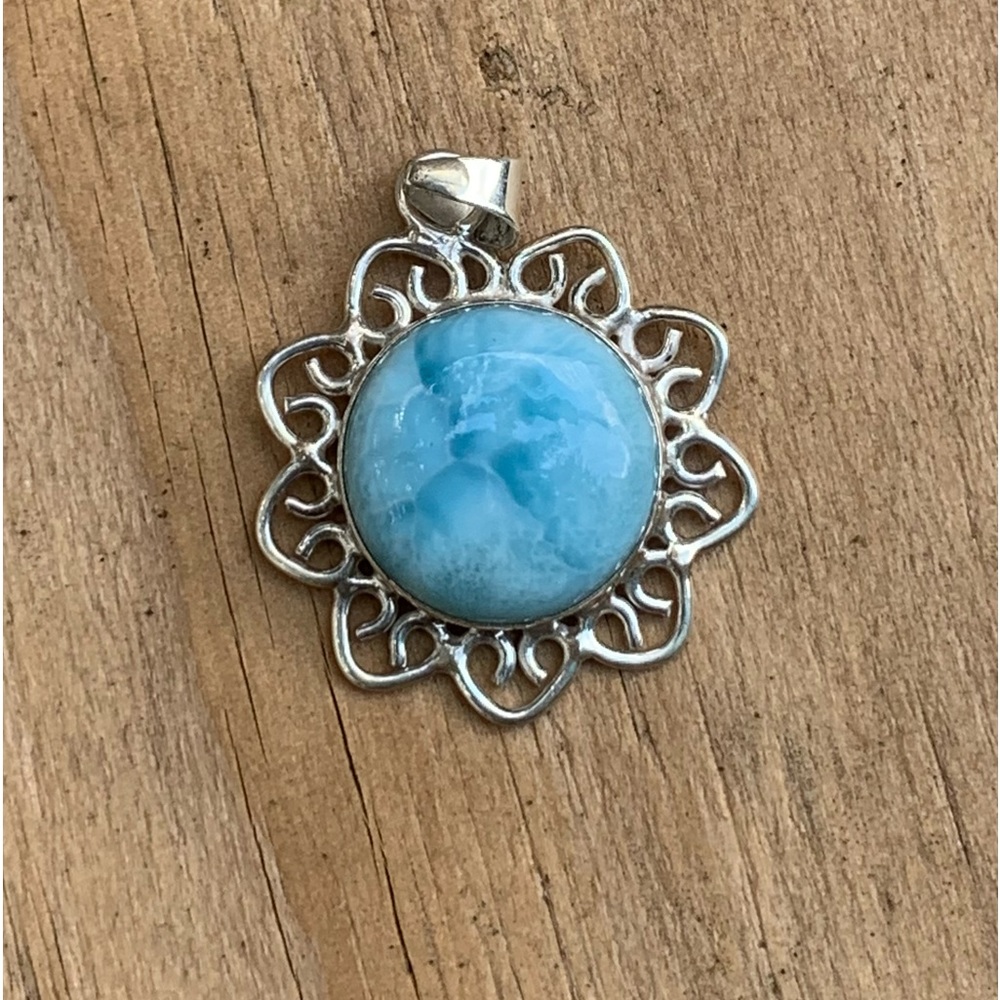 pendant necklace larimar